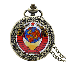 Load image into Gallery viewer, Retro UDSSR Sowjetische Abzeichen Sichel Hammer Stil Quarz Taschenuhr CCCP Russland Emblem Kommunismus Unisex Halskette Kette Stunden Uhr